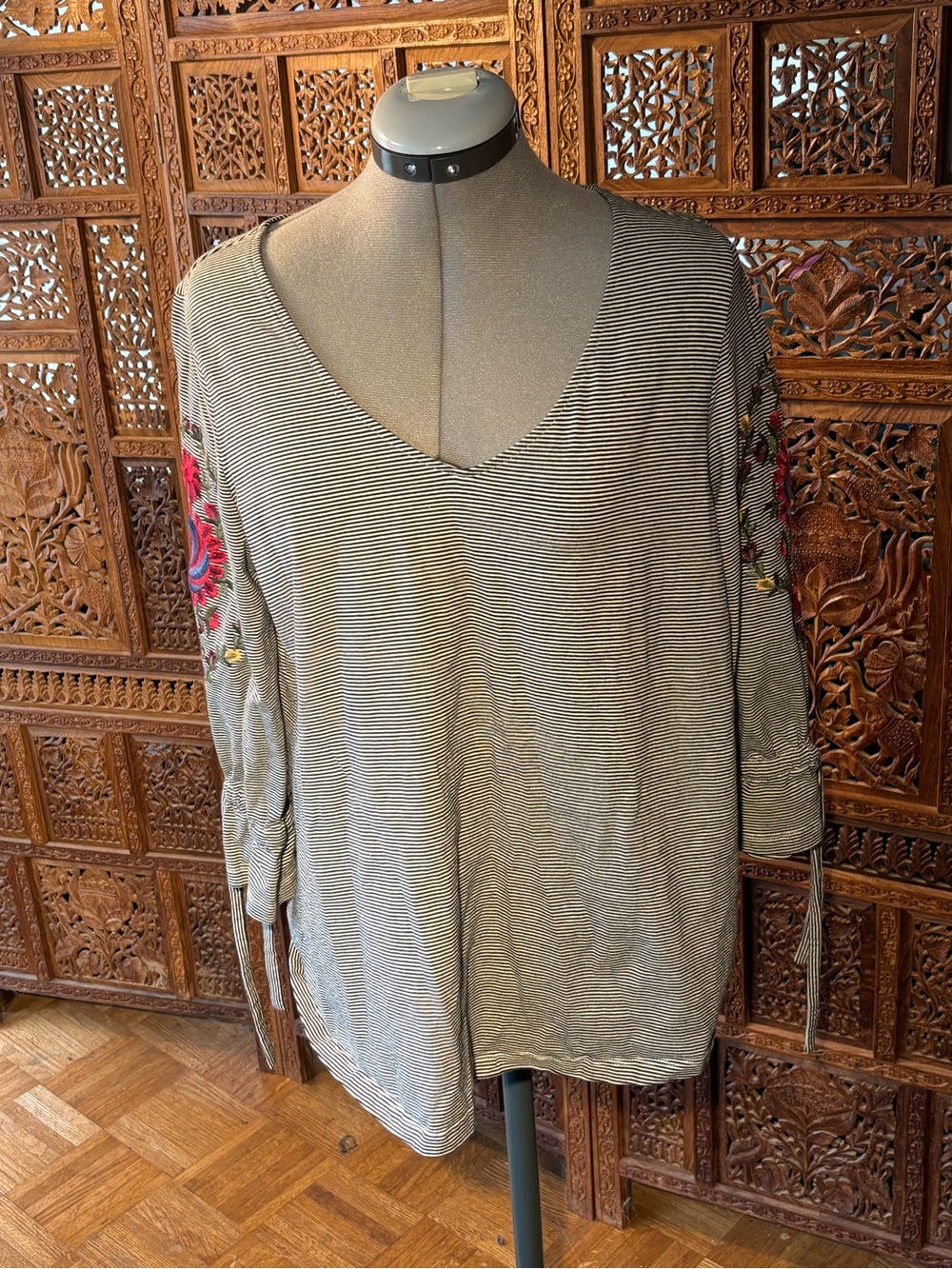 Skies Are Blue Striped V-Neck Top with Floral Embroidered Sleeves - Gray